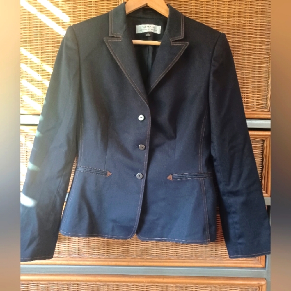 Tahari Arthur S. Levine Dark Denim Style Jacket Blazer Lined with Shoulder Pads